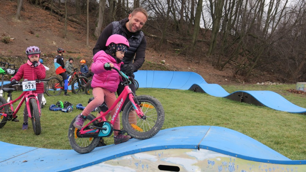Nowoczesny pumptrack w Poroninie
