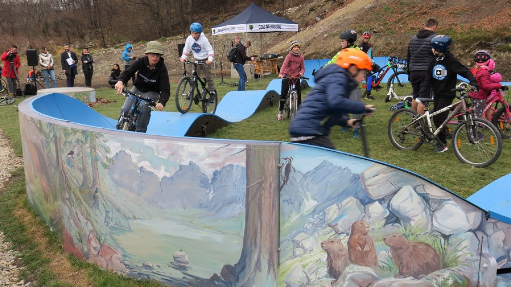 Nowoczesny pumptrack w Poroninie
