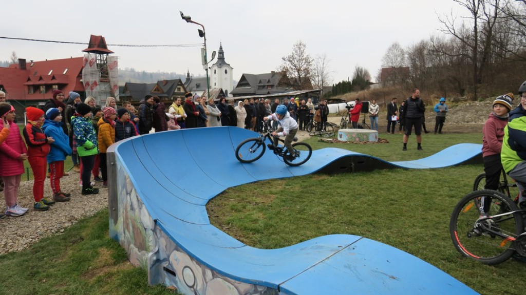 Nowoczesny pumptrack w Poroninie