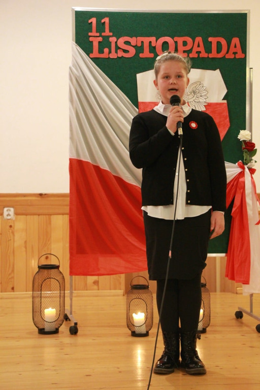 Najmłodsi śpiewali piosenki żołnierskie