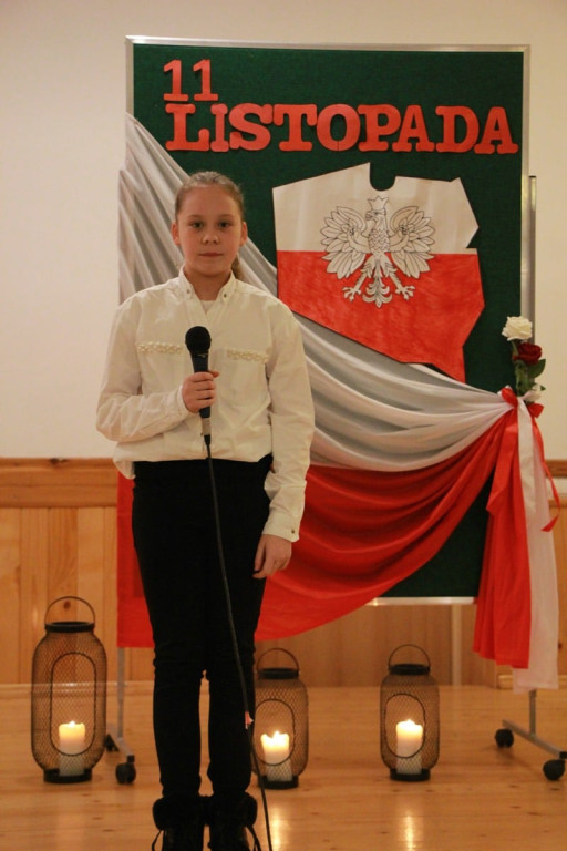 Najmłodsi śpiewali piosenki żołnierskie