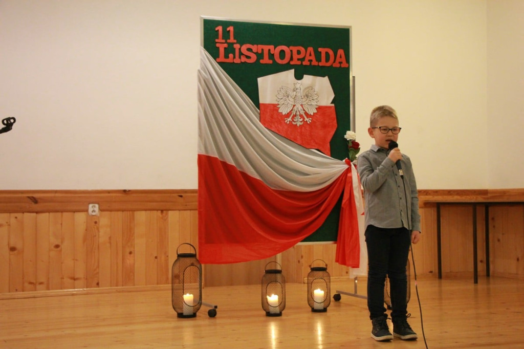 Najmłodsi śpiewali piosenki żołnierskie