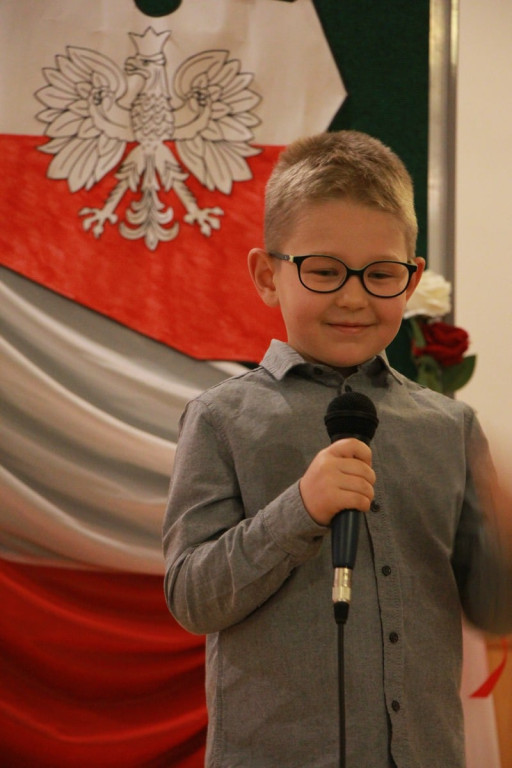 Najmłodsi śpiewali piosenki żołnierskie