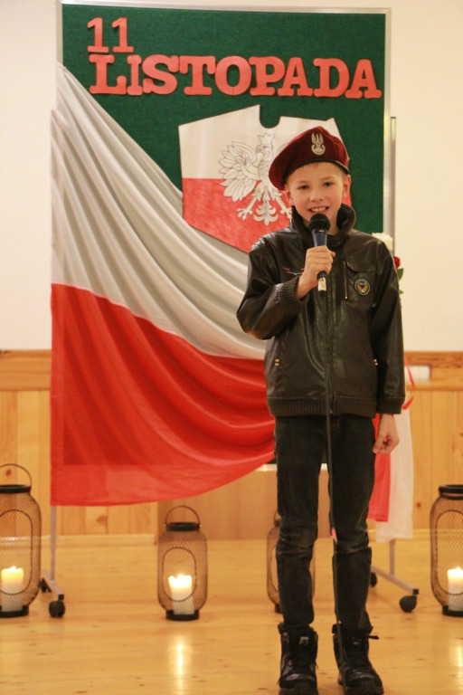 Najmłodsi śpiewali piosenki żołnierskie