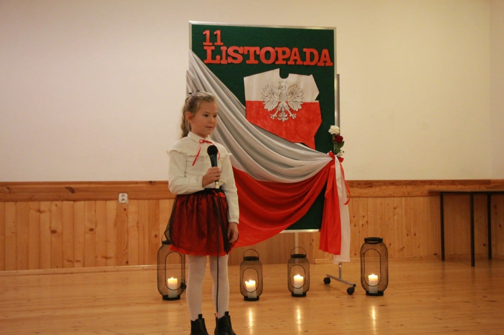 Najmłodsi śpiewali piosenki żołnierskie