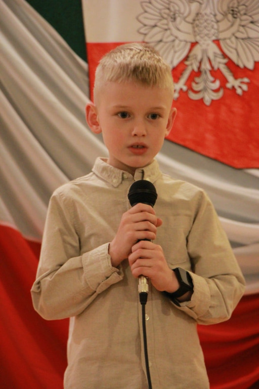 Najmłodsi śpiewali piosenki żołnierskie