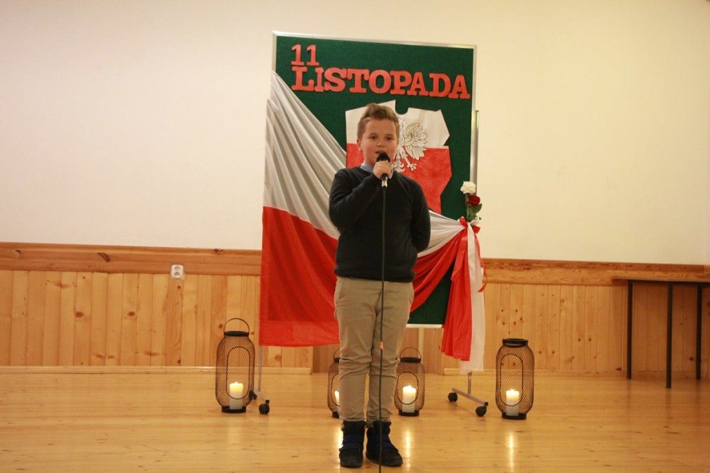 Najmłodsi śpiewali piosenki żołnierskie