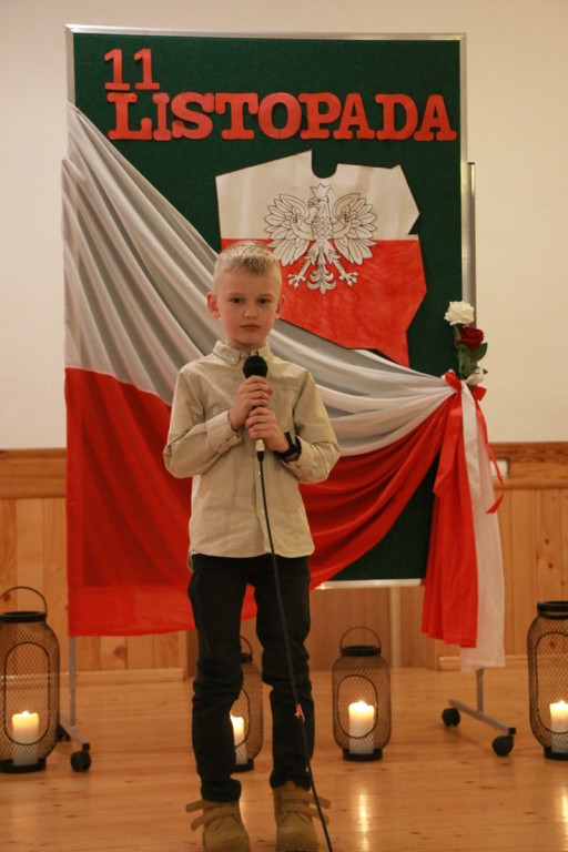 Najmłodsi śpiewali piosenki żołnierskie