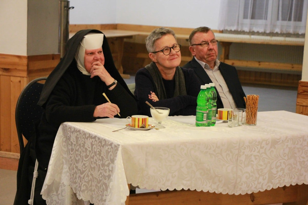 Najmłodsi śpiewali piosenki żołnierskie