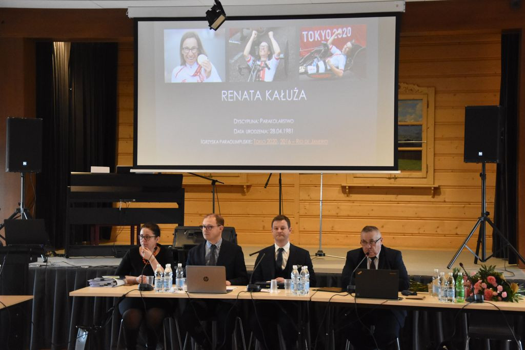 Sesja opłatkowa i medale dla sportowców