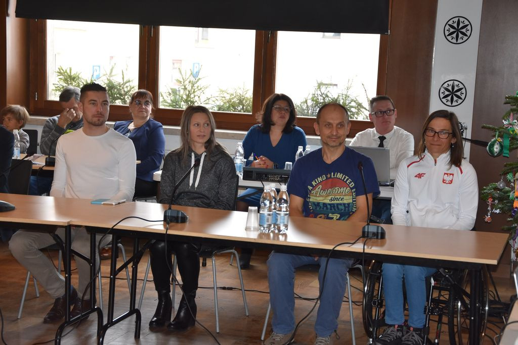 Sesja opłatkowa i medale dla sportowców