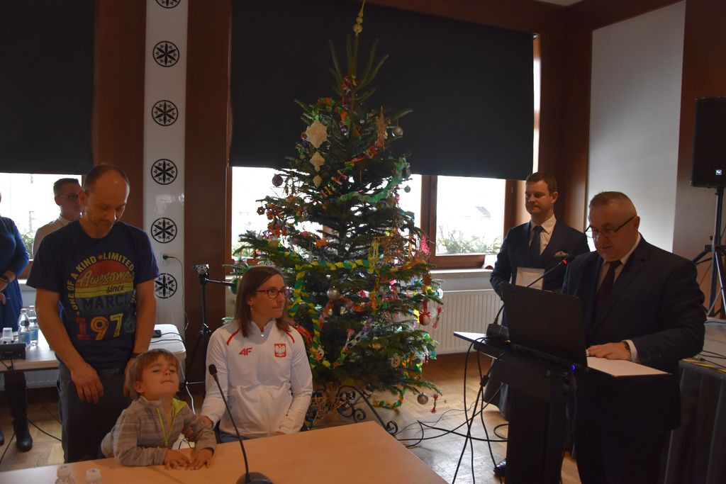 Sesja opłatkowa i medale dla sportowców