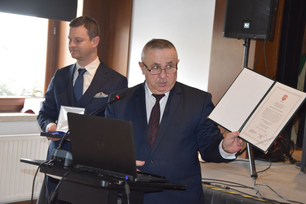 Sesja opłatkowa i medale dla sportowców