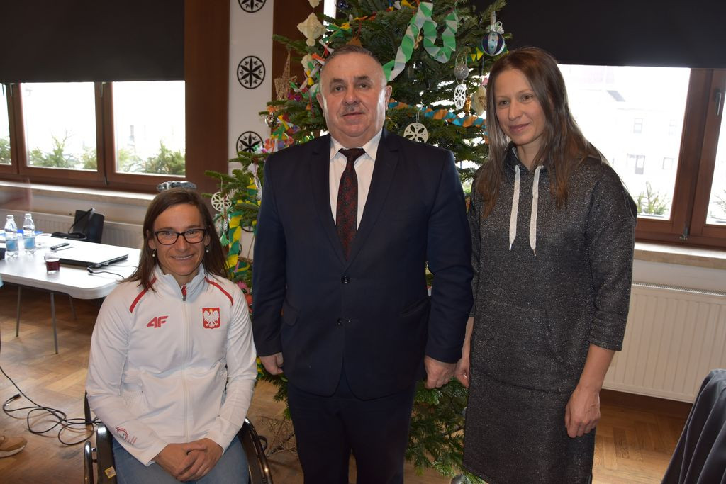 Sesja opłatkowa i medale dla sportowców