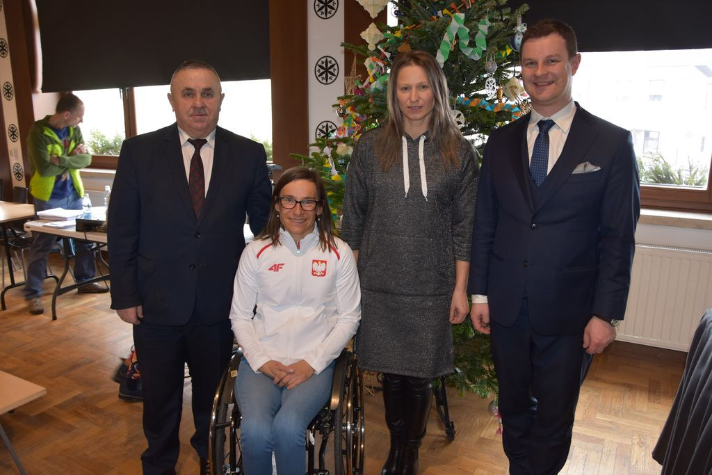 Sesja opłatkowa i medale dla sportowców