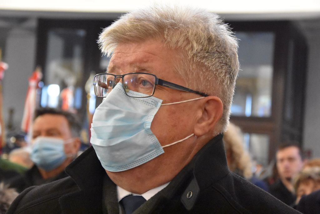 Teraz On puka do Świętego Piotra
