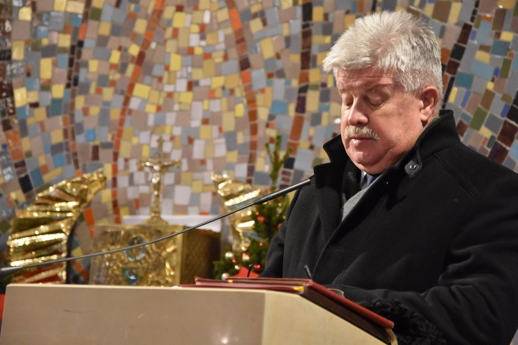 Teraz On puka do Świętego Piotra