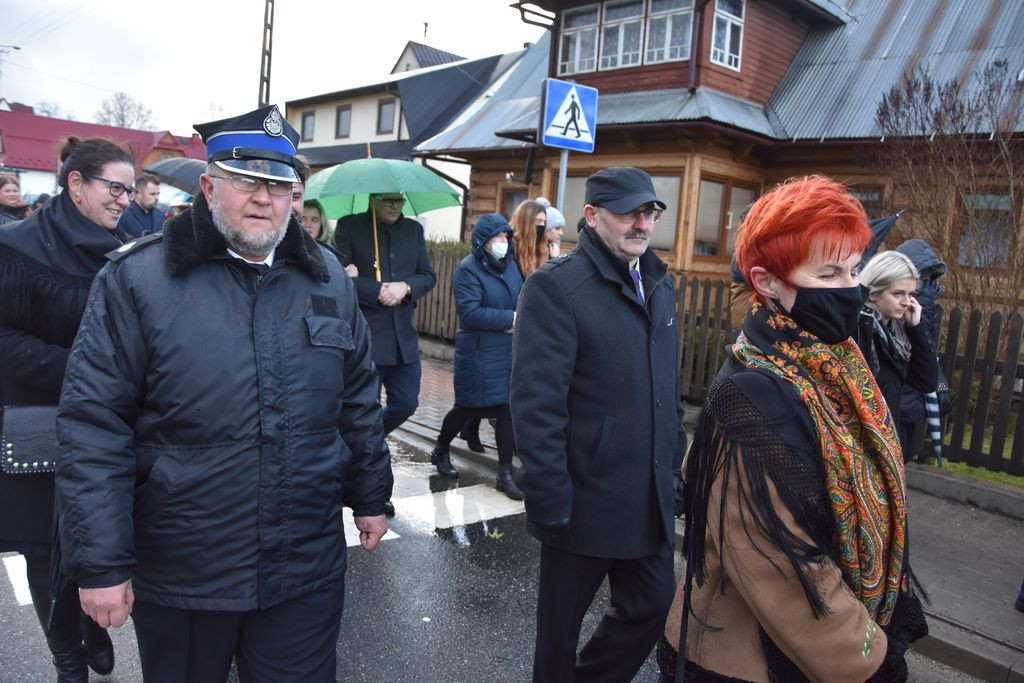 Teraz On puka do Świętego Piotra