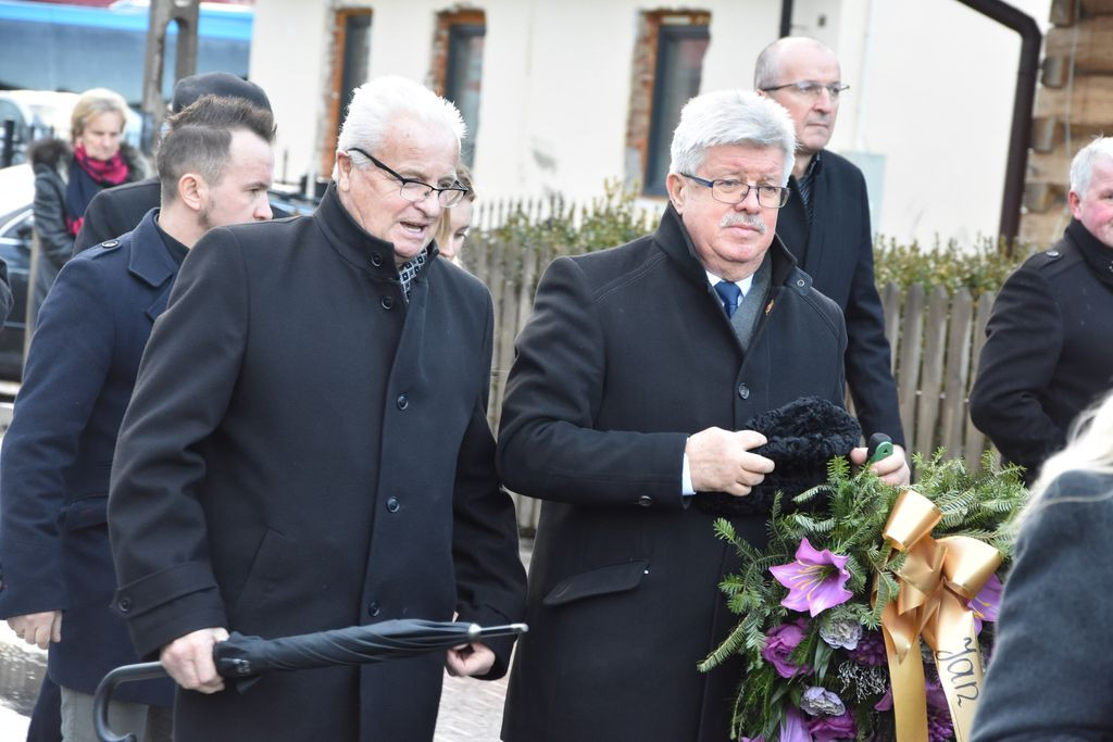 Teraz On puka do Świętego Piotra