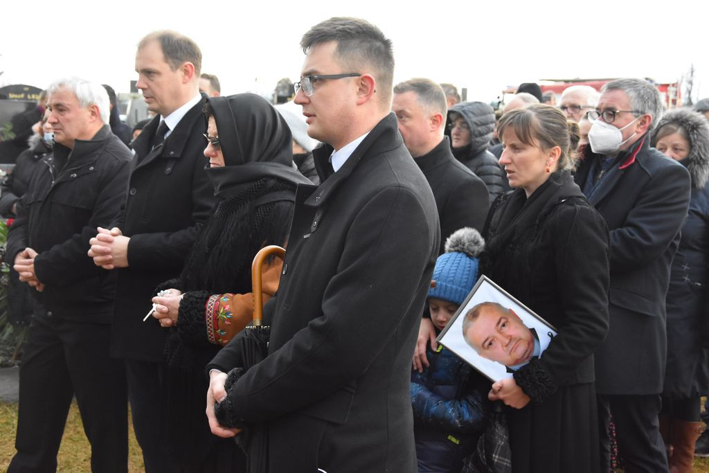 Teraz On puka do Świętego Piotra