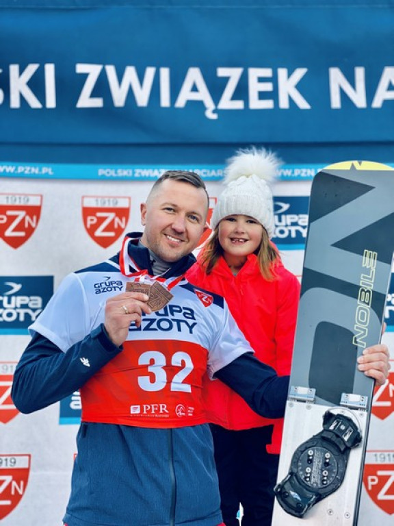 Królowe i królowie snowboardu w Suchem