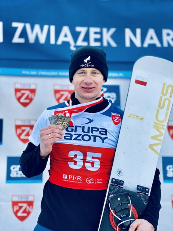 Królowe i królowie snowboardu w Suchem