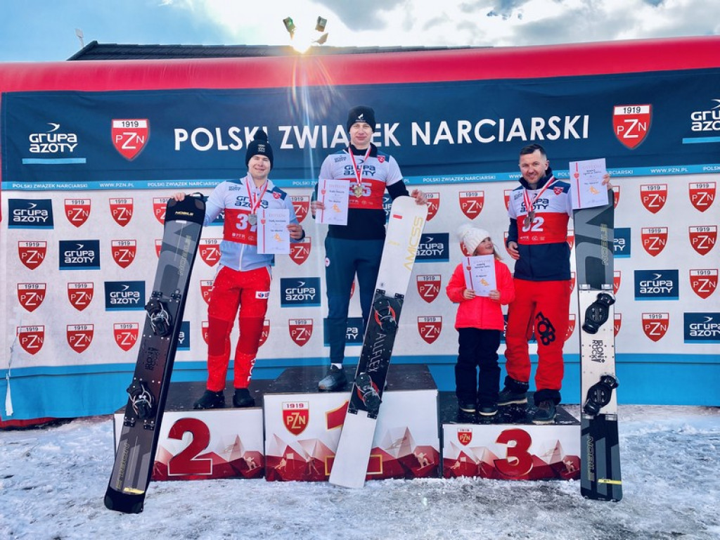 Królowe i królowie snowboardu w Suchem