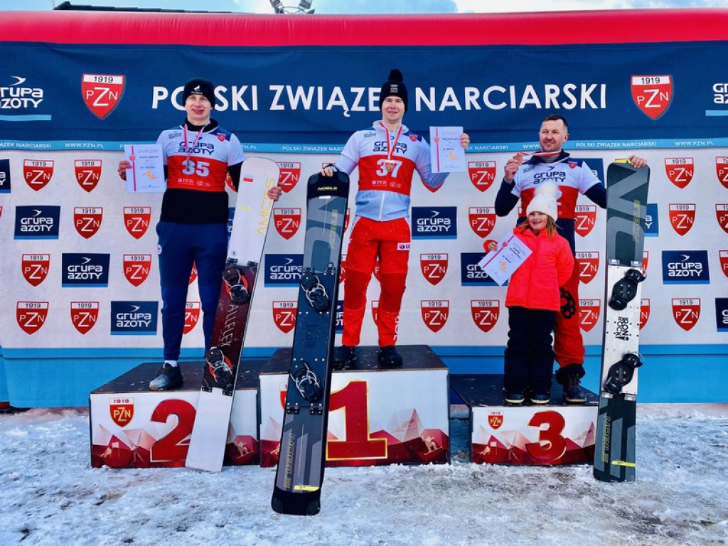 Królowe i królowie snowboardu w Suchem