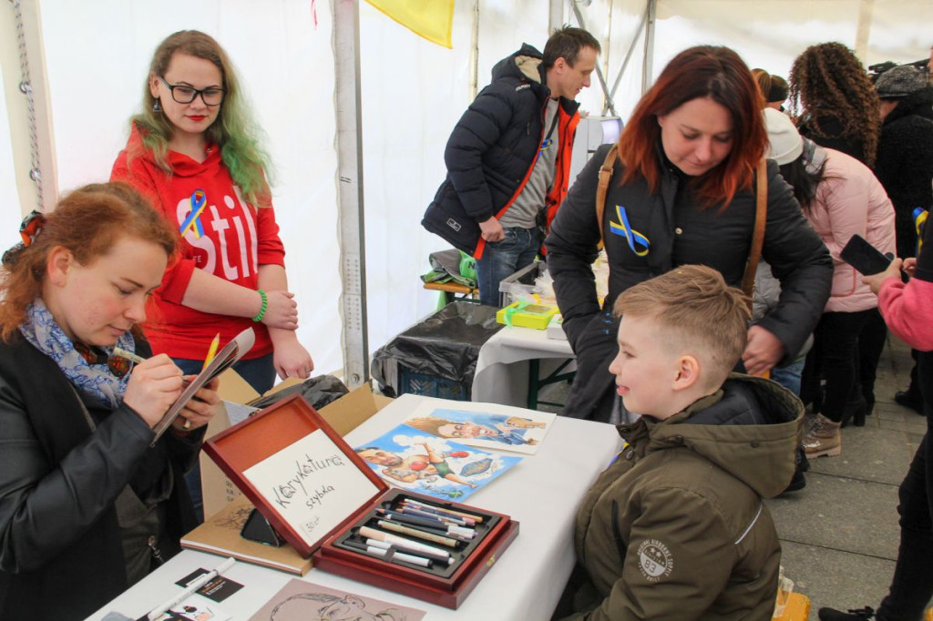 Nowotarżanie solidarni z Ukrainą