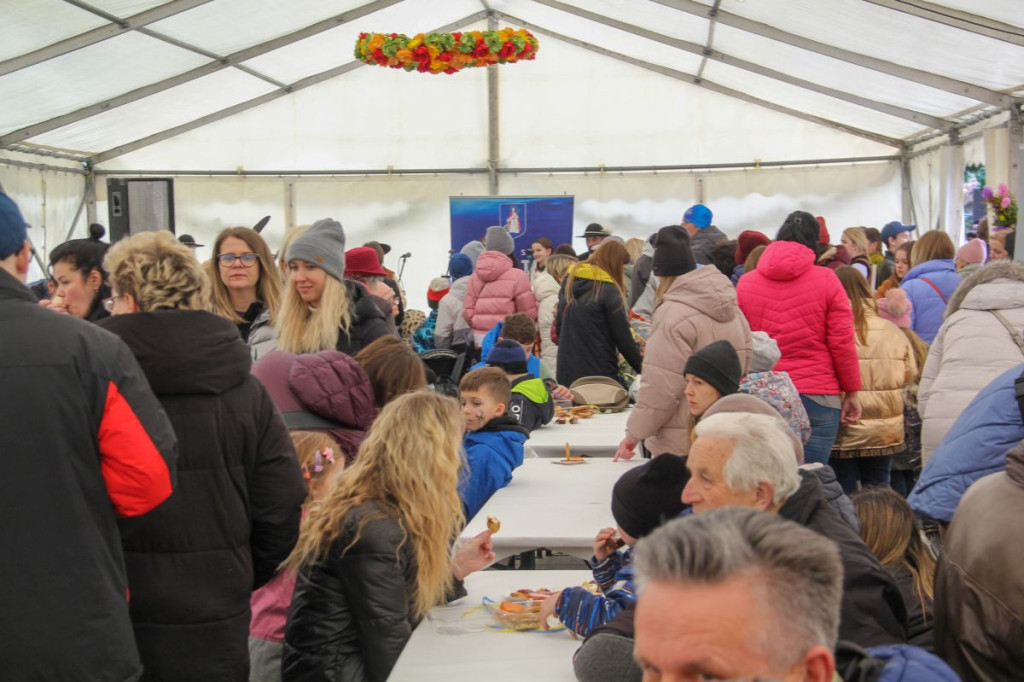 Nowotarżanie solidarni z Ukrainą