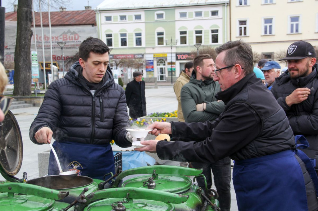 Nowotarżanie solidarni z Ukrainą