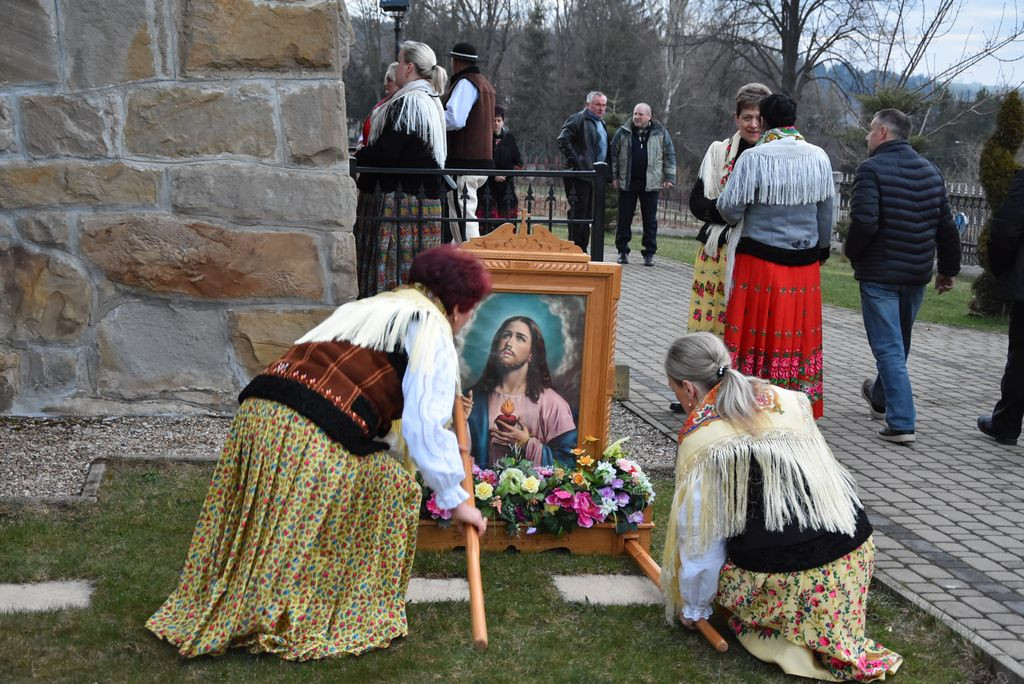 Rezurekcja w Miętustwie