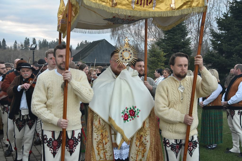 Rezurekcja w Miętustwie
