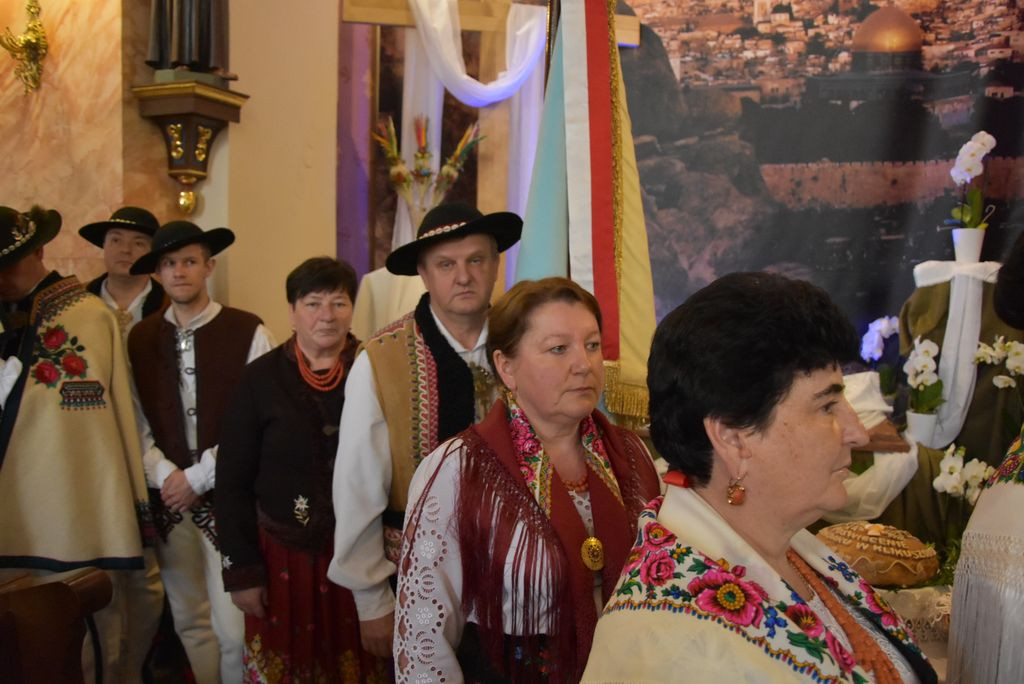 Związek Podhalan w Klikuszowej ze sztandarem