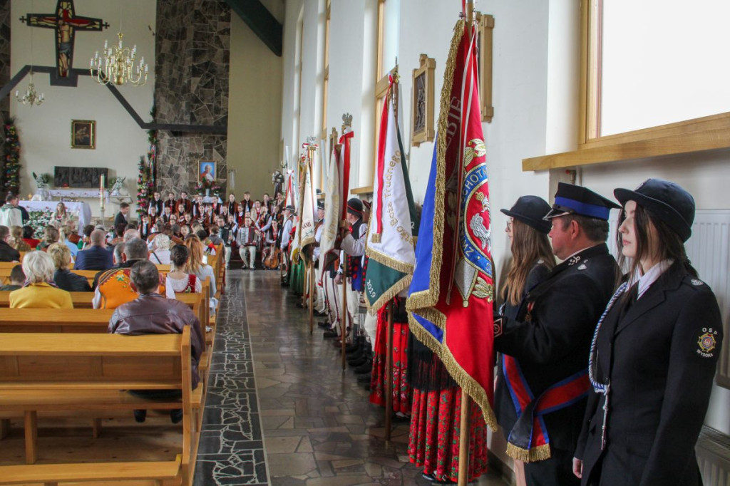 Poświęcenie sztandaru Związku Podhalan na Wysokiej