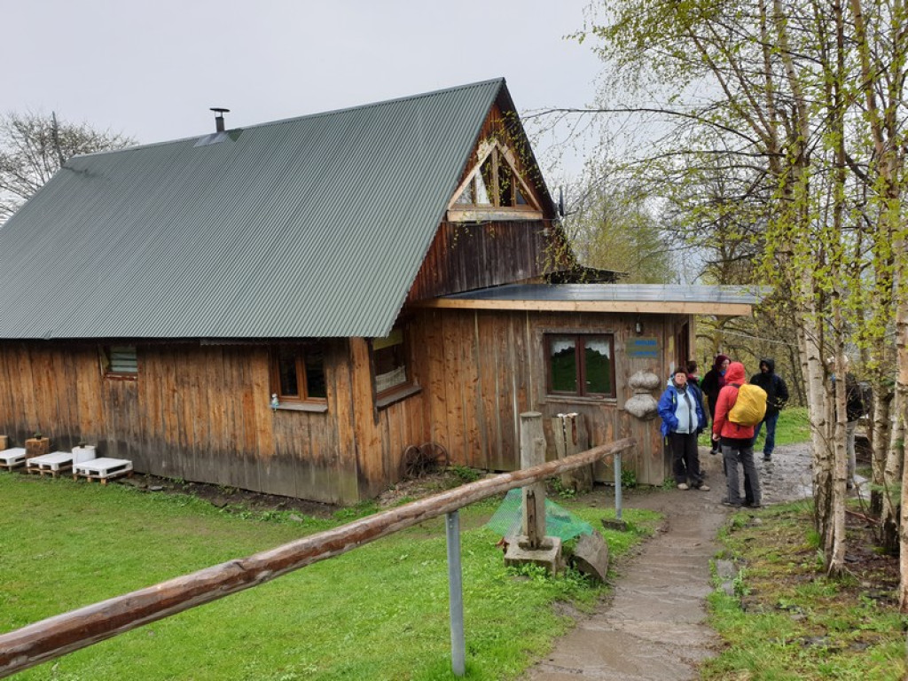 Nowotarżanie wędrowali szlakami Beskidu Małego