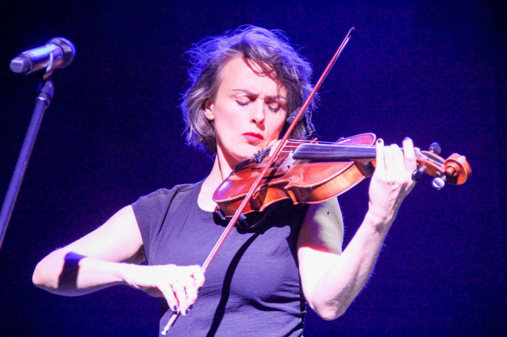 Natalia Niemen, Young Stars i niezwykły spektakl Wybieleni w nowotarskim MCK