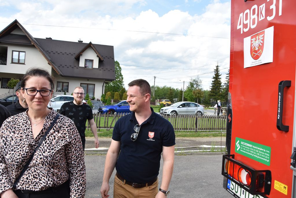 Ciche z nowymi wozami strażackimi