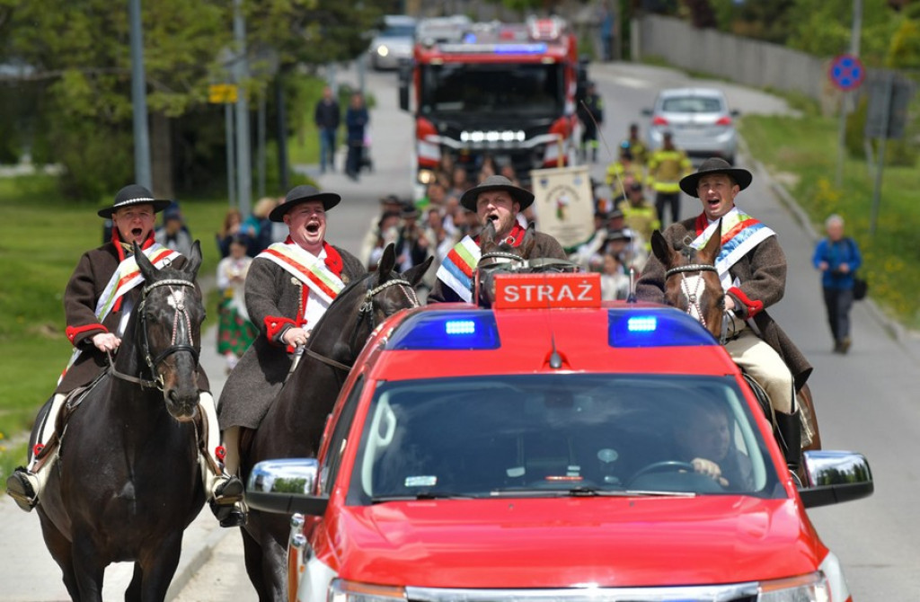 Przeszli z paradą przez Kościelisko
