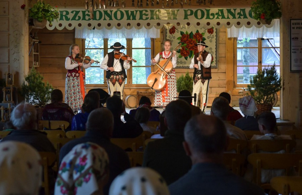Przednówek w Polanach