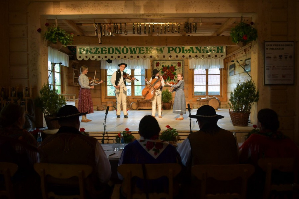 Przednówek w Polanach