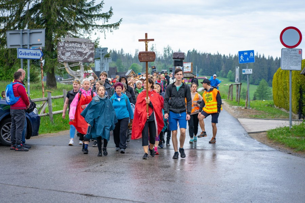 Serca w górę po raz dwudziesty piąty