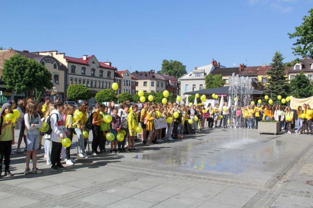 Żonkilowy Marsz i niewzwykły koncert w nowotarskim MCK