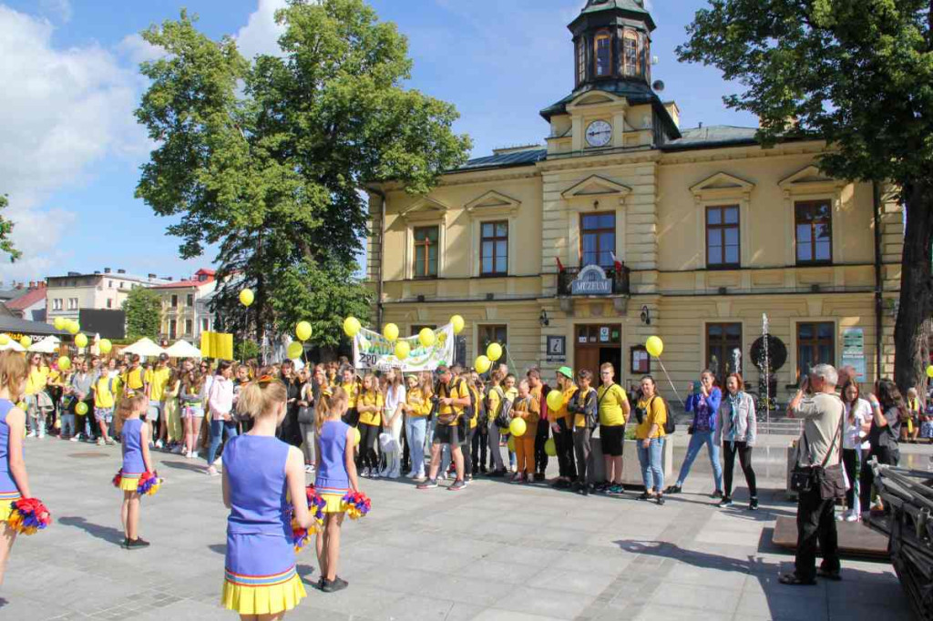 Żonkilowy Marsz i niewzwykły koncert w nowotarskim MCK
