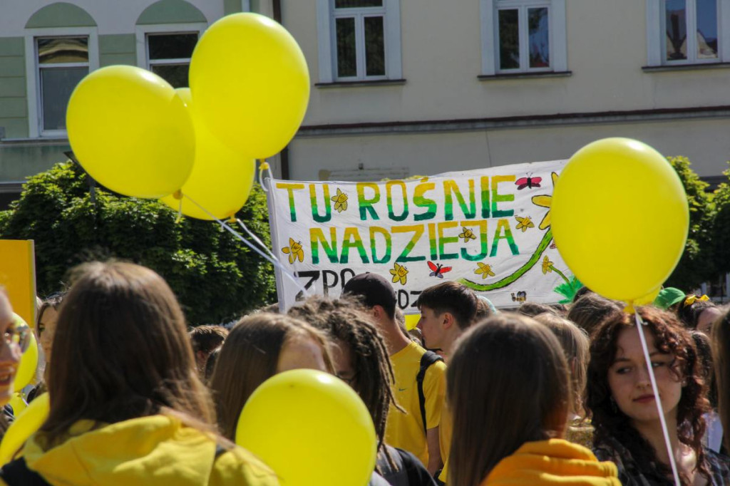 Żonkilowy Marsz i niewzwykły koncert w nowotarskim MCK