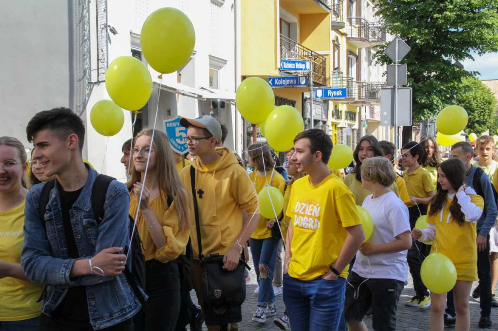 Żonkilowy Marsz i niewzwykły koncert w nowotarskim MCK