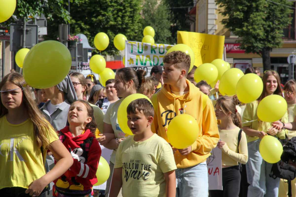 Żonkilowy Marsz i niewzwykły koncert w nowotarskim MCK