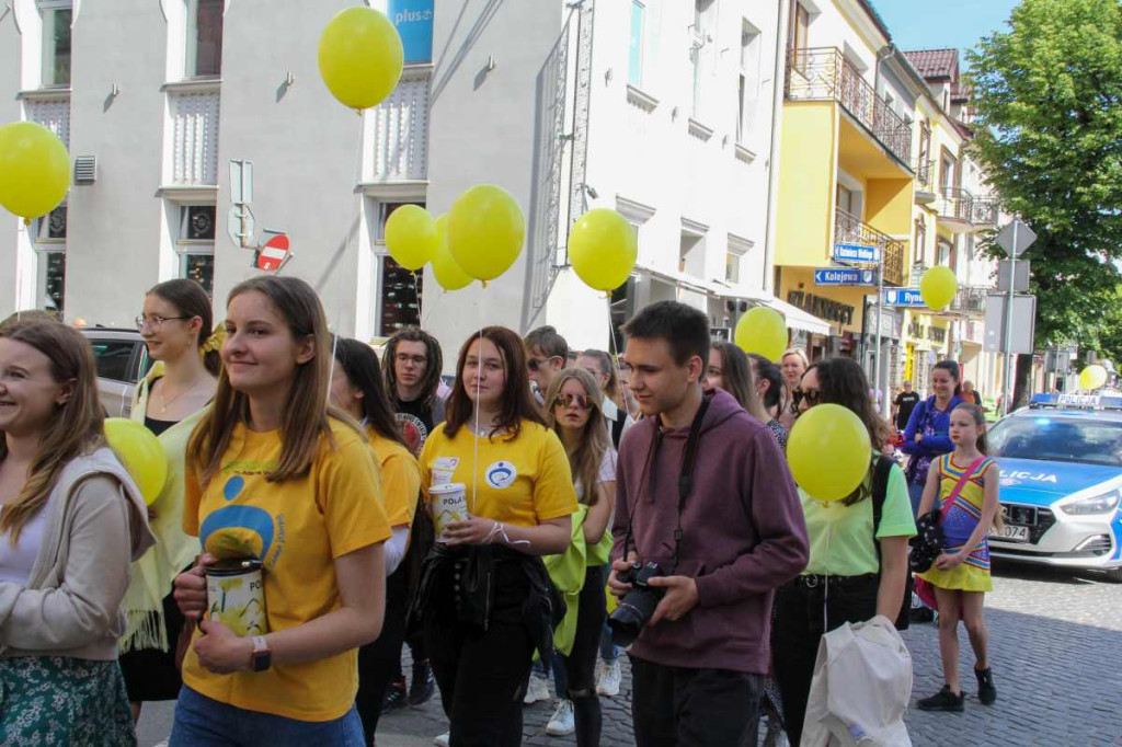 Żonkilowy Marsz i niewzwykły koncert w nowotarskim MCK