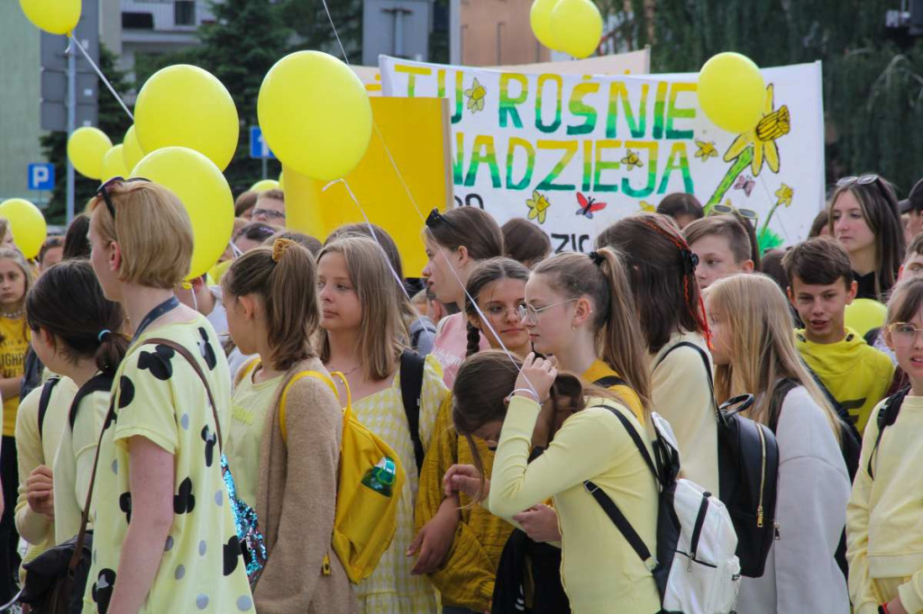 Żonkilowy Marsz i niewzwykły koncert w nowotarskim MCK