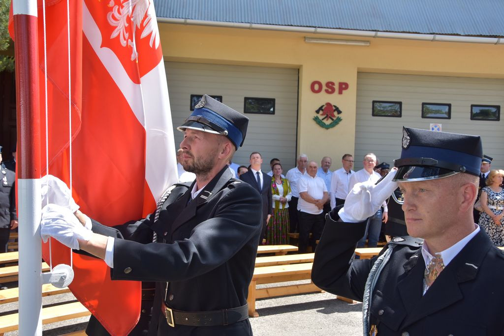 OSP Ratułów Górny z nowymi samochodami